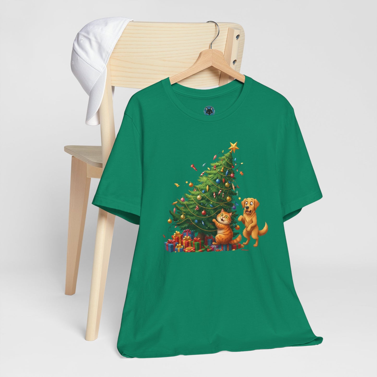 Christmas Cat Unisex T-Shirt